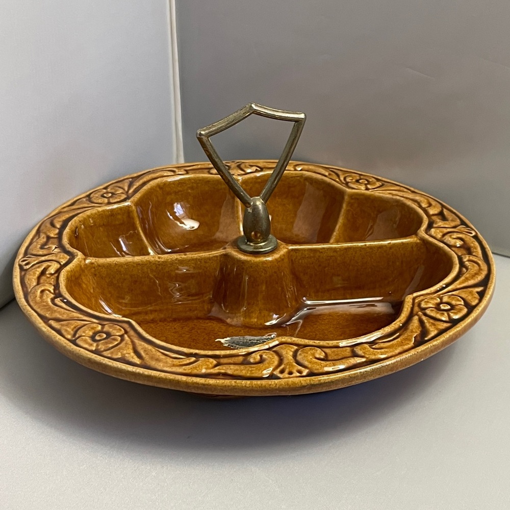 Vintage‎ Divided Ceramic Nut or Condiment Dish Bowl Brown w/ Handle USA